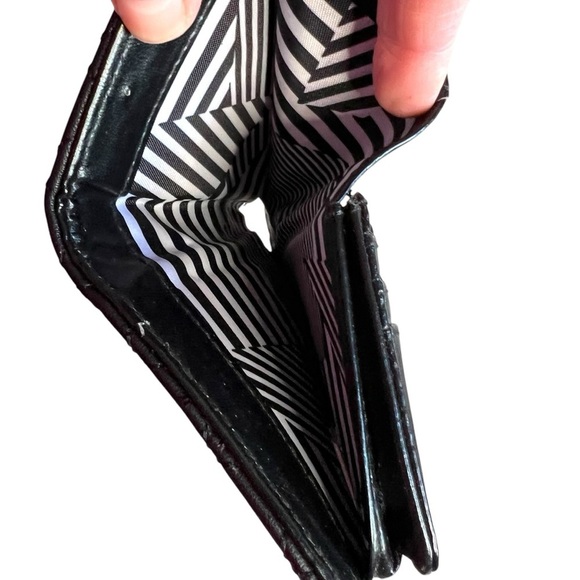 Nanette Lepore Small Wallet Card Holder Black - Picture 6 of 8